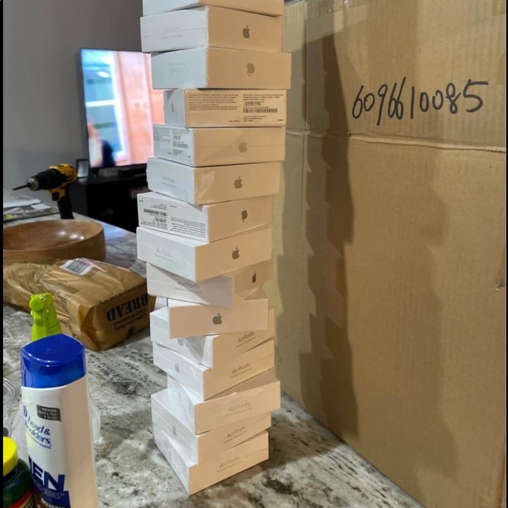 Apple AirPods Pods 2